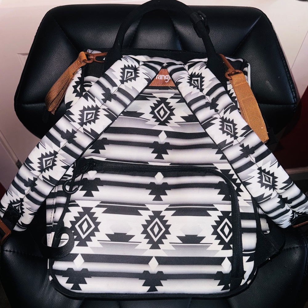 Wrangler Aztec Print Diaper Bag - Picture 9 of 10